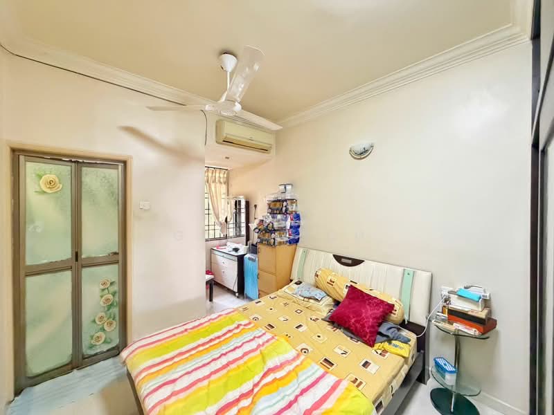 Rumah Teres 2.5 Tingkat untuk Dijual di Farlim (Ayer Itam) - Gary Goh - Bedroom - PropertyGuru.com.my