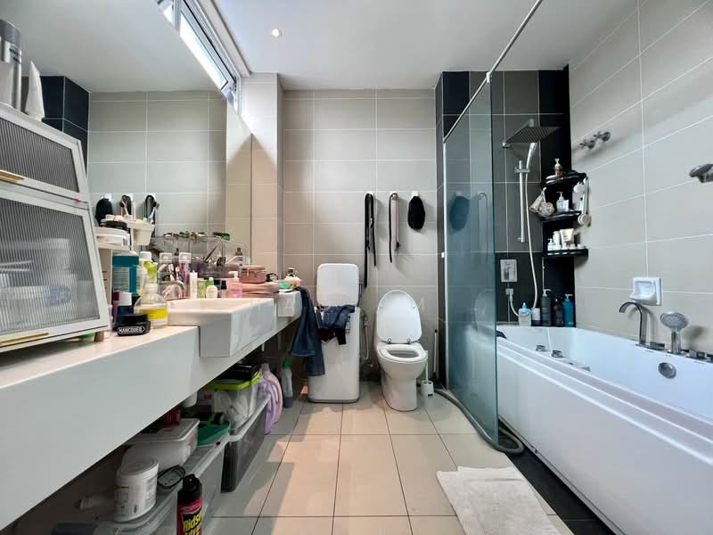 Rumah Berkembar untuk Dijual di Bandar Mahkota Cheras (Cheras) - ChaoLim . - Bathroom - PropertyGuru.com.my
