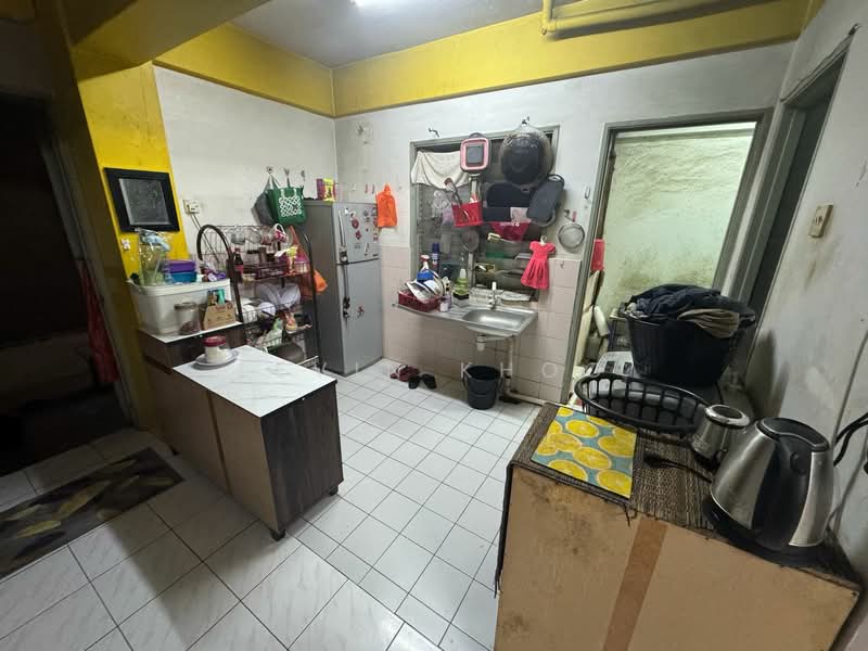Flat for Sale at Taman Tun Teja - Levin Khoo - Kitchen - PropertyGuru.com.my