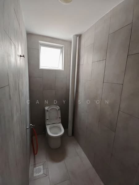 Shop for Rent in Seri Kembangan (Selangor) - Candy Soon - Bathroom - PropertyGuru.com.my