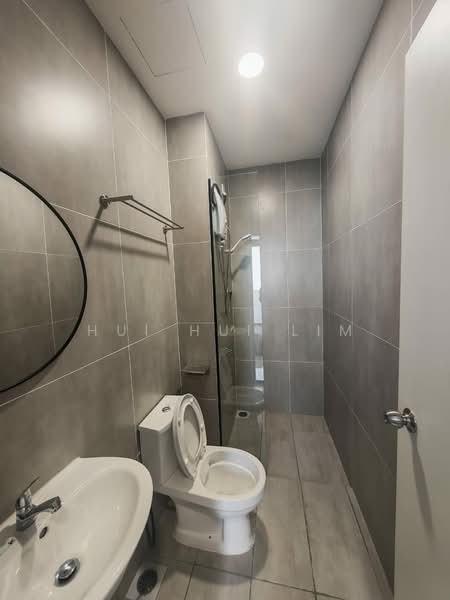 Servis Apartment untuk Dijual di Space Residency - Hui Hui Lim - Bathroom - PropertyGuru.com.my