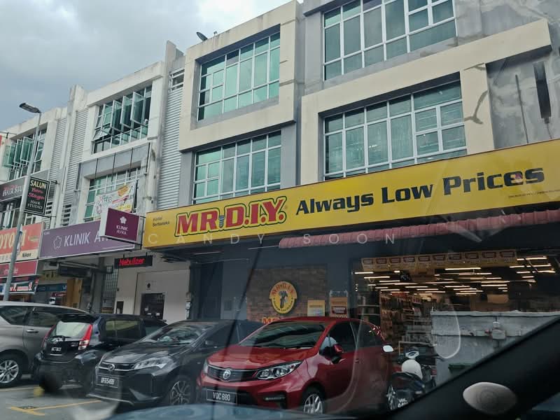 Shop for Rent in Seri Kembangan (Selangor) - Candy Soon - Exterior - PropertyGuru.com.my