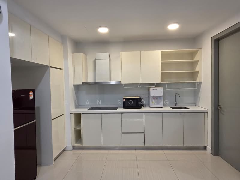 Servis Apartment untuk Disewa di Reflection Residences - Alan Soong - Kitchen - PropertyGuru.com.my