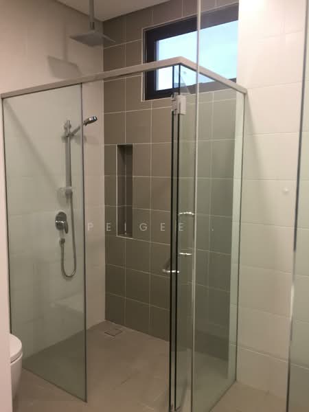 3-storey Terraced House for Rent in Taman Melawati (Ulu Kelang) - PeiGee . - Bathroom - PropertyGuru.com.my