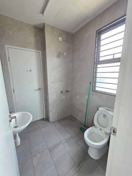 2-storey Terraced House for Rent in Taman Desa Country Homes (Rawang) - Evelyn Khoo - Bathroom - PropertyGuru.com.my