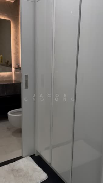 Servis Apartment untuk Disewa di Pavilion Damansara Heights - Jacob Ong Ong - Bathroom - PropertyGuru.com.my