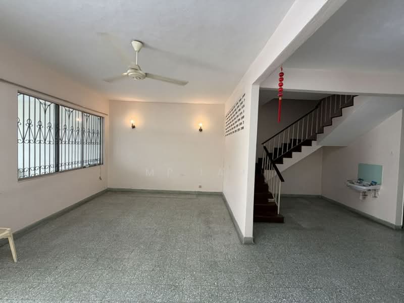 2-storey Terraced House for Sale in Taman Overseas Union (Taman Oug) (Jalan Klang Lama (Old Klang Road)) - MP Lam - Living Room - PropertyGuru.com.my