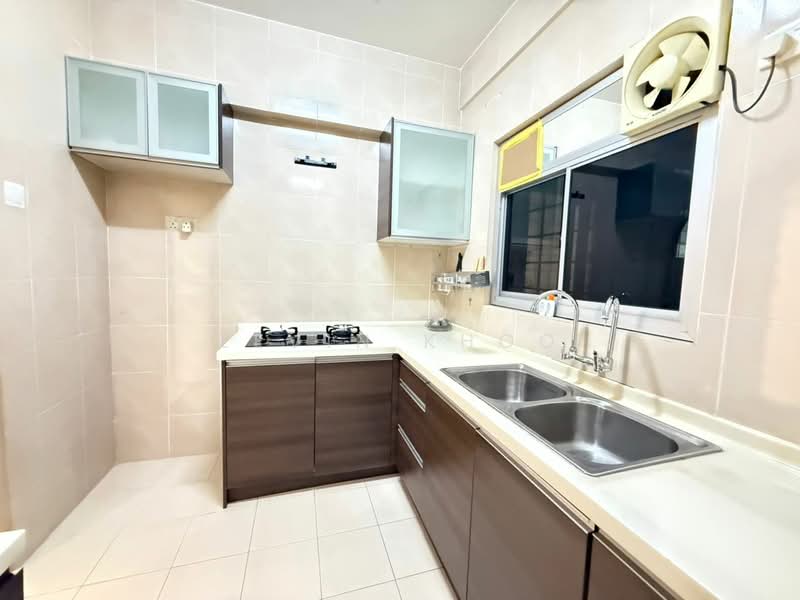 Condominium for Sale at Beverly 2 - Levin Khoo - Kitchen - PropertyGuru.com.my