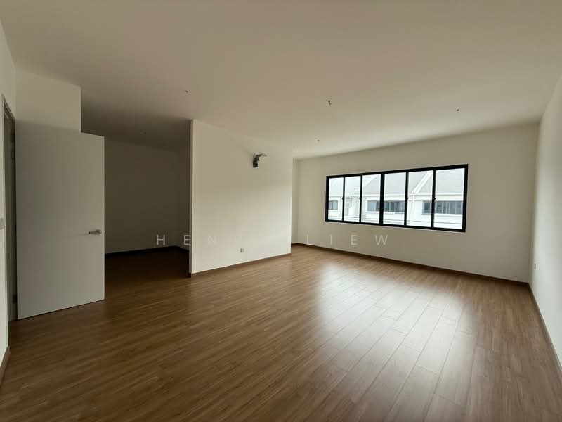 Rumah Teres 2 Tingkat untuk Dijual di Cyberjaya (Selangor) - Henry Liew - PropertyGuru.com.my