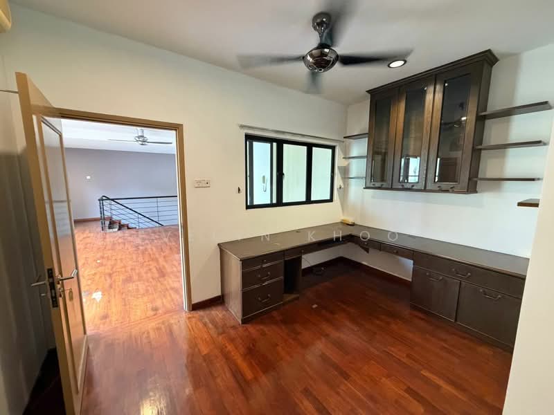 Rumah Teres 2.5 Tingkat untuk Dijual di Sierramas (Sungai Buloh) - Evelyn Khoo - Room - PropertyGuru.com.my