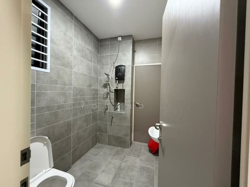 2-storey Terraced House for Sale in Johor Bahru (Johor) - Yoland . - Bathroom - PropertyGuru.com.my
