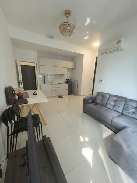 Servis Apartment untuk Disewa di Space Residency - Jamie Tan - Living Room - PropertyGuru.com.my