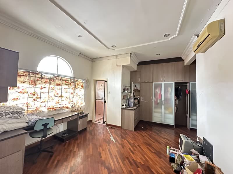 Rumah Berkembar untuk Dijual di Taman Puncak Perdana (Cheras) - Henry Lew - Study - PropertyGuru.com.my