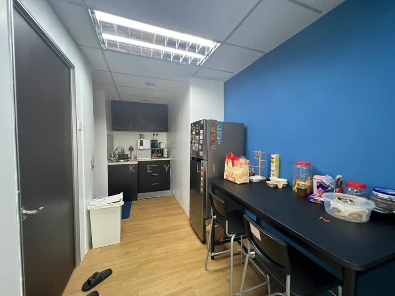 Office for Rent in Bandar Damansara Perdana (Damansara Perdana) - Key Ling - Kitchen - PropertyGuru.com.my