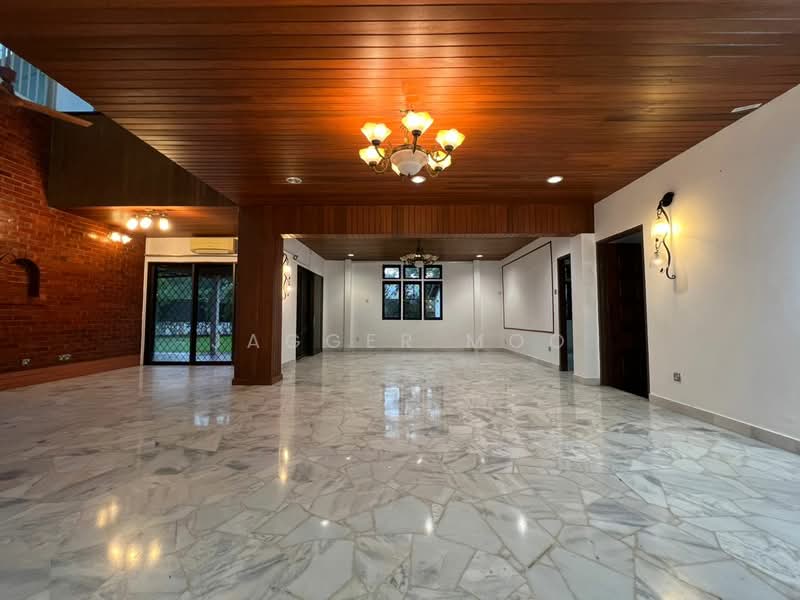 Rumah Banglo untuk Dijual di Taman Hillview (Ulu Kelang) - Jagger Moo - Living Room - PropertyGuru.com.my
