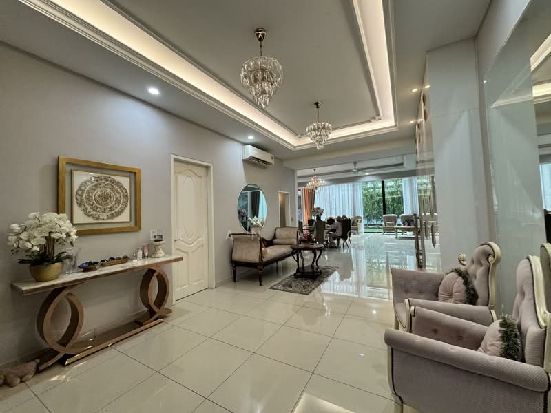 Rumah Banglo untuk Dijual di Taman Puncak Perdana (Shah Alam) - Bryan Yeoh - Living Room - PropertyGuru.com.my