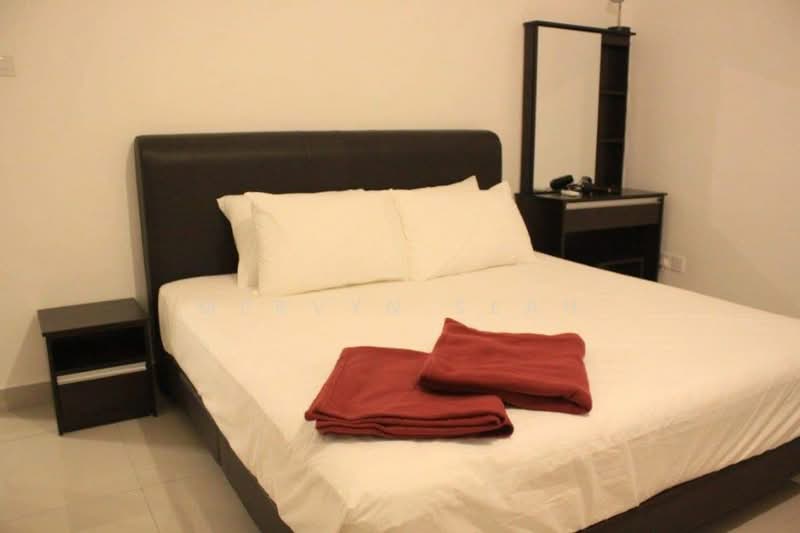 Servis Apartment untuk Dijual di Summerton - Mervyn Seah - Bedroom - PropertyGuru.com.my