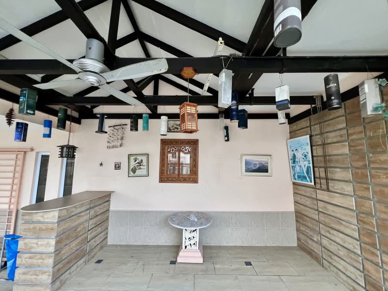 Semi-Detached House for Sale in Seksyen 22 (Petaling Jaya) - Bernisa Bon - Exterior - PropertyGuru.com.my