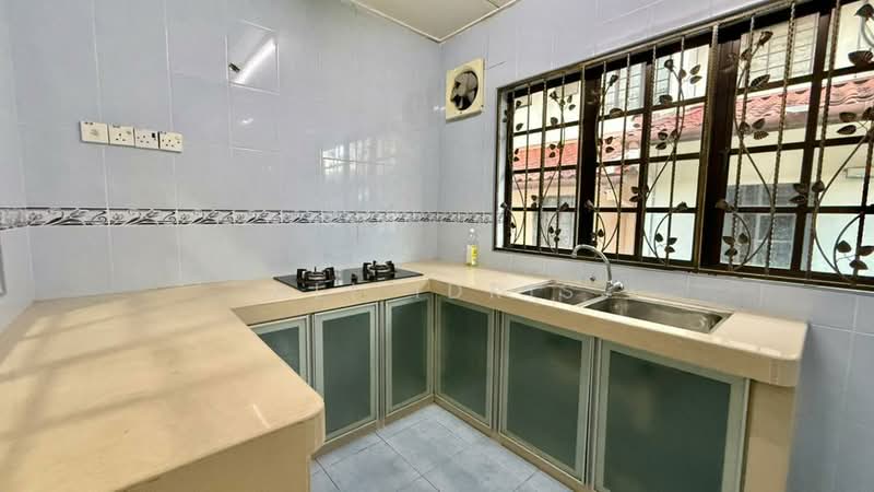 2-storey Terraced House for Sale in Cheras (Selangor) - Ali Idris - Kitchen - PropertyGuru.com.my