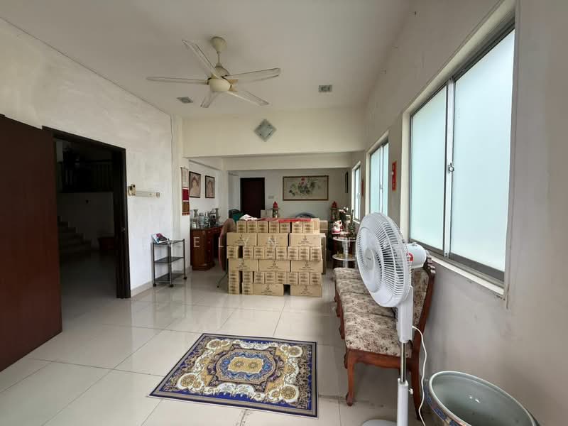 Rumah Teres 3 Tingkat untuk Dijual di Valencia (Sungai Buloh) - Evelyn Khoo - Living Room - PropertyGuru.com.my
