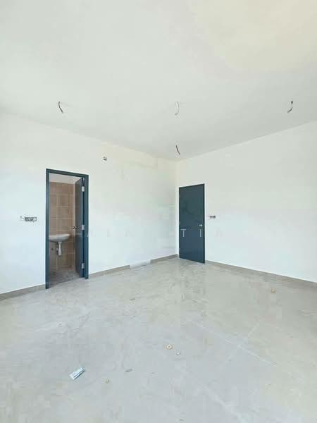2-storey Terraced House for Sale in Bandar Dato Onn (Tebrau) - Alan Tia - Interior - PropertyGuru.com.my