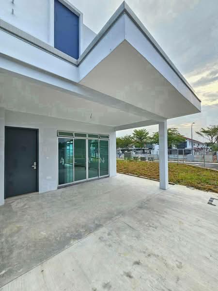 2-storey Terraced House for Sale in Bandar Dato Onn (Tebrau) - Alan Tia - Exterior - PropertyGuru.com.my