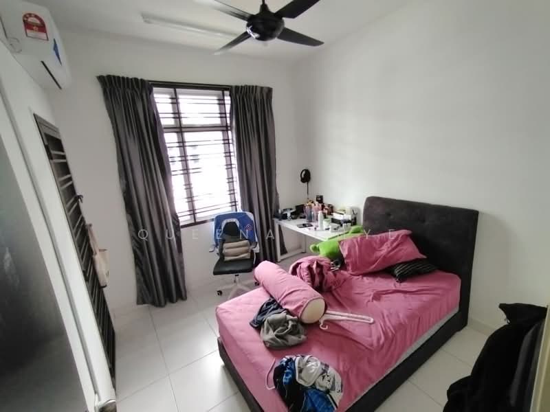 2-storey Terraced House for Sale in Taman Mutiara Mas (Skudai) - Queena Thye - Bedroom - PropertyGuru.com.my