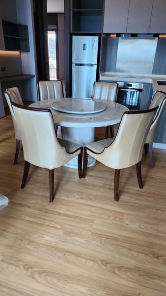 Servis Apartment untuk Disewa di City of Dreams - Xinnee . - Dining Room - PropertyGuru.com.my