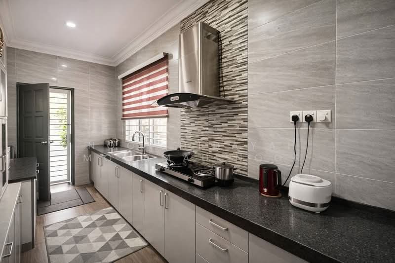 Semi-Detached House for Sale in Saujana Impian (Kajang) - Noor Hidayah Mohamad Noor - Kitchen - PropertyGuru.com.my