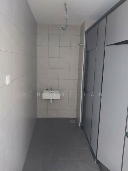 Semi-D Factory for Rent in Nilai (Negeri Sembilan) - Vincent Tan - Bathroom - PropertyGuru.com.my