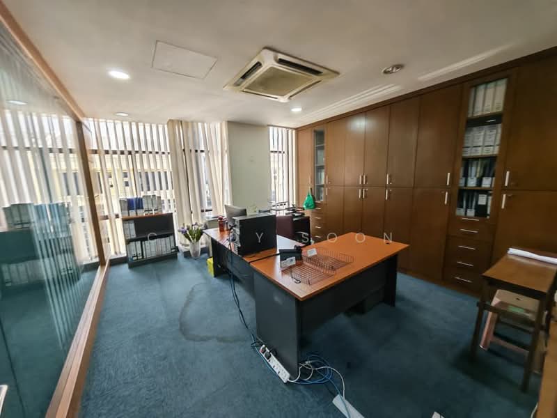 Shop / Office for Sale in Taman Sungai Besi Indah (Seri Kembangan) - Candy Soon - Study - PropertyGuru.com.my