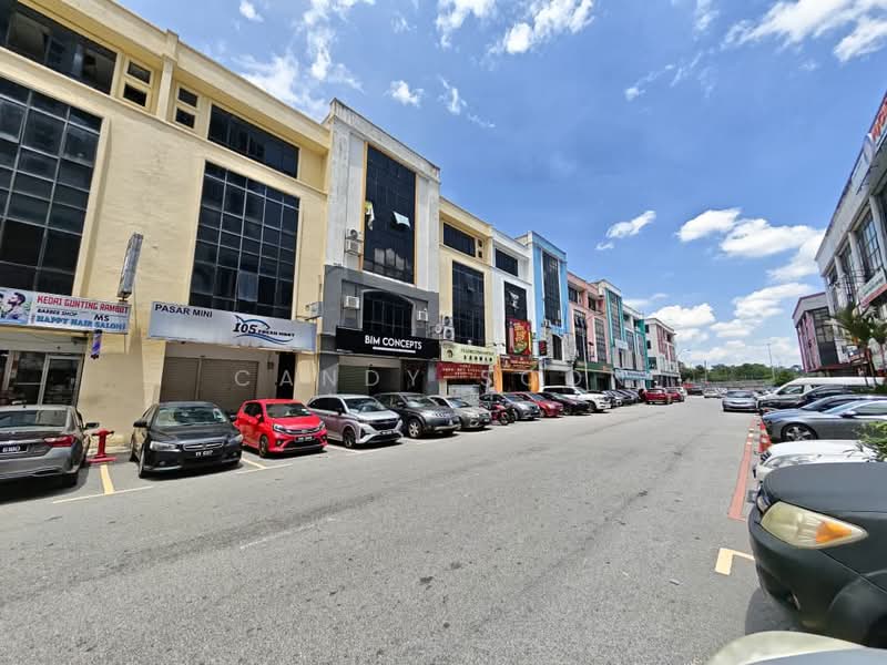 Shop / Office for Sale in Taman Sungai Besi Indah (Seri Kembangan) - Candy Soon - Exterior - PropertyGuru.com.my