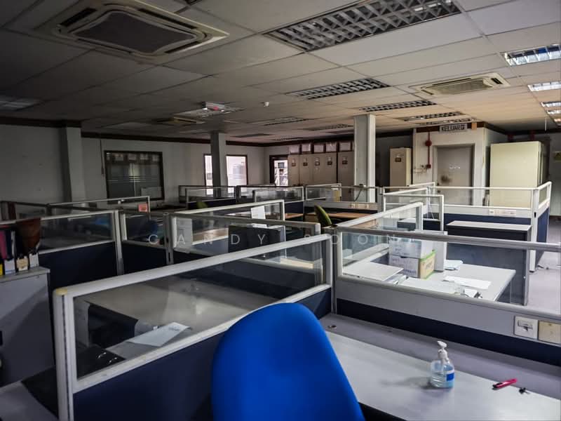 Shop / Office for Sale in Taman Sungai Besi Indah (Seri Kembangan) - Candy Soon - Interior - PropertyGuru.com.my