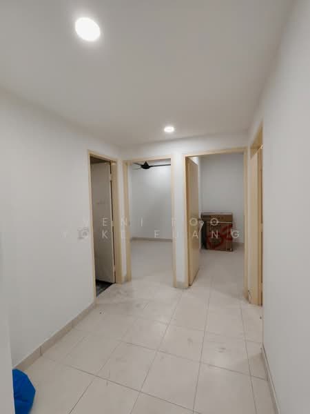 Apartment for Sale at De Bayu - Veni Foo Yoke Fuang - Interior - PropertyGuru.com.my