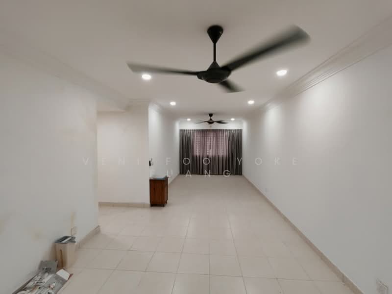 Apartment for Sale at De Bayu - Veni Foo Yoke Fuang - Living Room - PropertyGuru.com.my