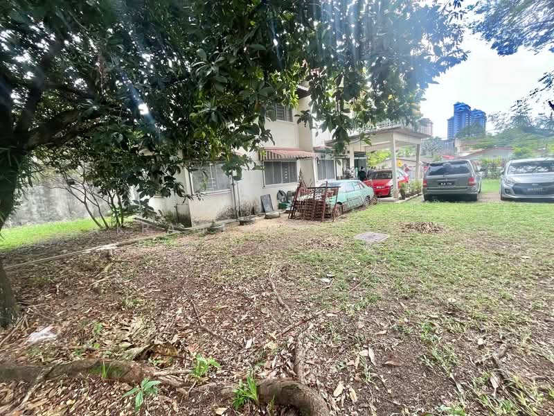 Rumah Berkembar untuk Dijual di Seksyen 17 (Petaling Jaya) - Akramin Firdaus Bin Mokhtar - Exterior - PropertyGuru.com.my