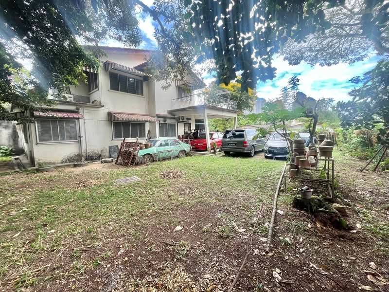 Rumah Berkembar untuk Dijual di Seksyen 17 (Petaling Jaya) - Akramin Firdaus Bin Mokhtar - Exterior - PropertyGuru.com.my
