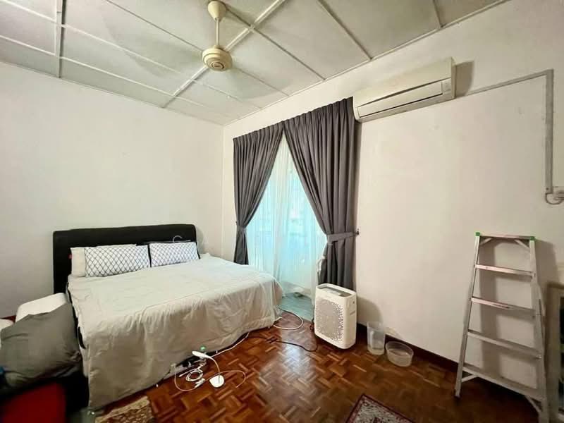 Rumah Teres 2 Tingkat untuk Dijual di Seksyen 27 (Shah Alam) - Cassell . - Bedroom - PropertyGuru.com.my