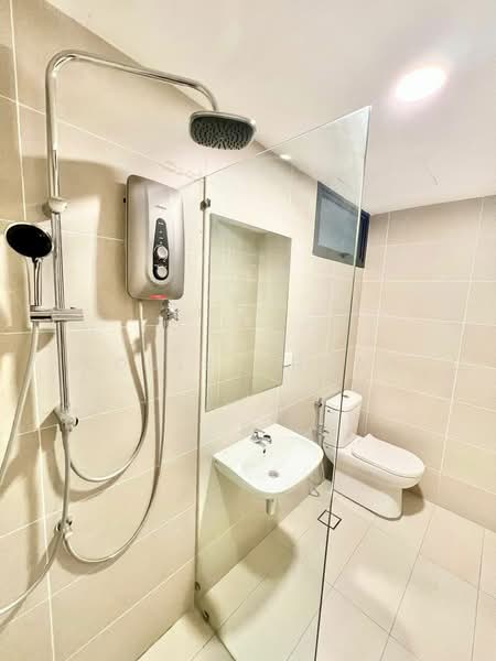 Kondominium untuk Disewa di Anggun Residences - Louis Chuah - Bathroom - PropertyGuru.com.my