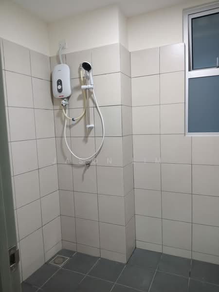 Service Residence for Rent at MKH Boulevard II - Jason Lim - Bathroom - PropertyGuru.com.my