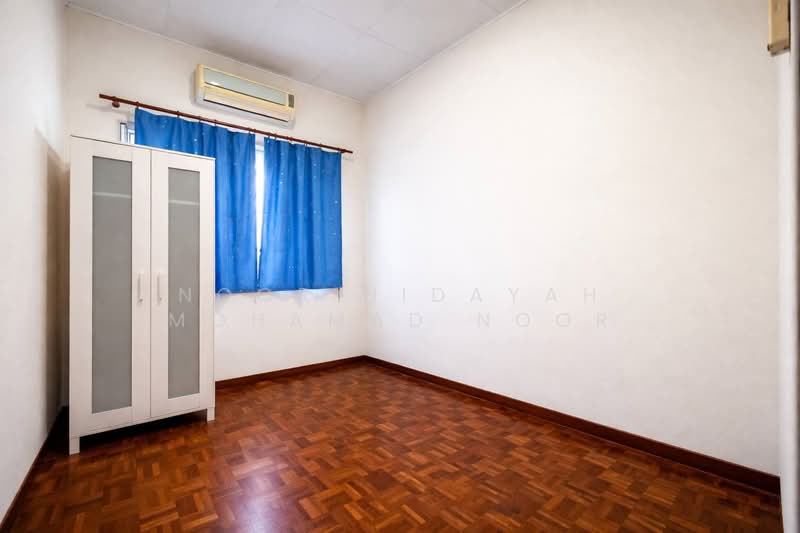 2-storey Terraced House for Sale in Usj 22 (Subang Jaya) - Noor Hidayah Mohamad Noor - Bedroom - PropertyGuru.com.my