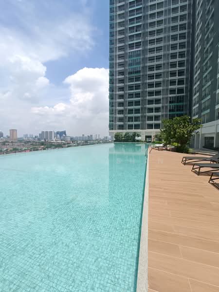 Service Residence for Rent at Dorsett Waterfront Subang - Shan Shan - Pool - PropertyGuru.com.my