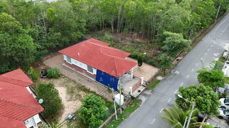 Bungalow for Sale in Bandar Tasik Senangin (Lenggeng) - Mohd Aizat Saiful Bahri - Exterior - PropertyGuru.com.my