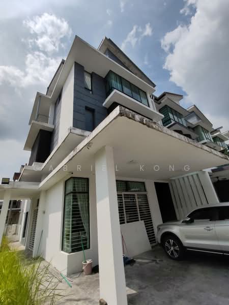 3-storey Terraced House for Sale in Taman Putra Impiana (Puchong) - Gabriel Kong - Exterior - PropertyGuru.com.my
