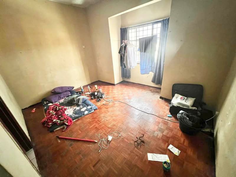 Pangsapuri untuk Dijual di Jasmin Apartment - Bryan Yeoh - Bedroom - PropertyGuru.com.my