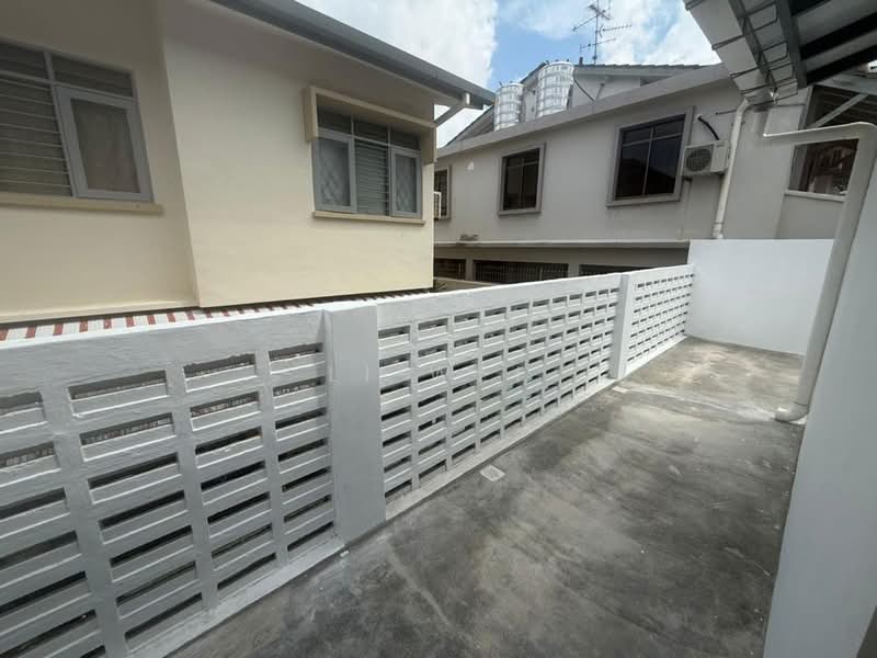 Rumah Berkembar untuk Dijual di Taman Pelangi (Johor Bahru) - Li Wei - Exterior - PropertyGuru.com.my