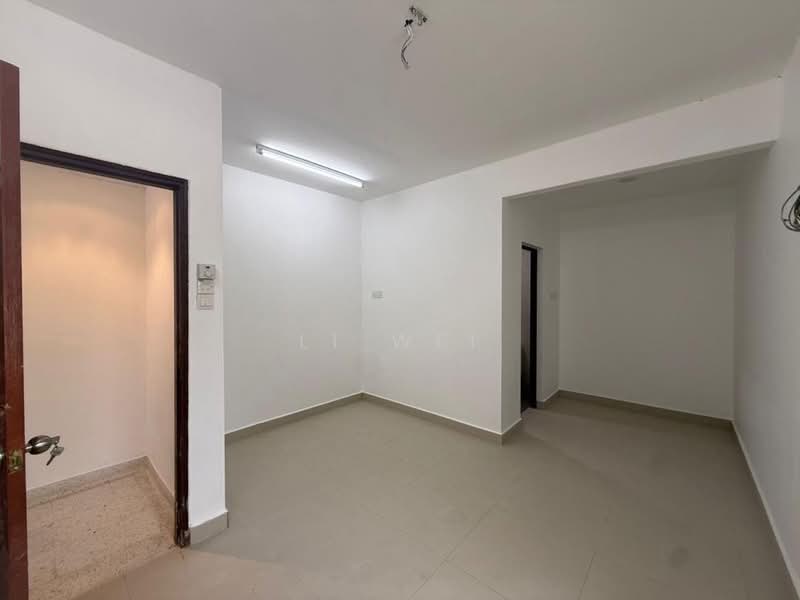 Rumah Berkembar untuk Dijual di Taman Pelangi (Johor Bahru) - Li Wei - Interior - PropertyGuru.com.my