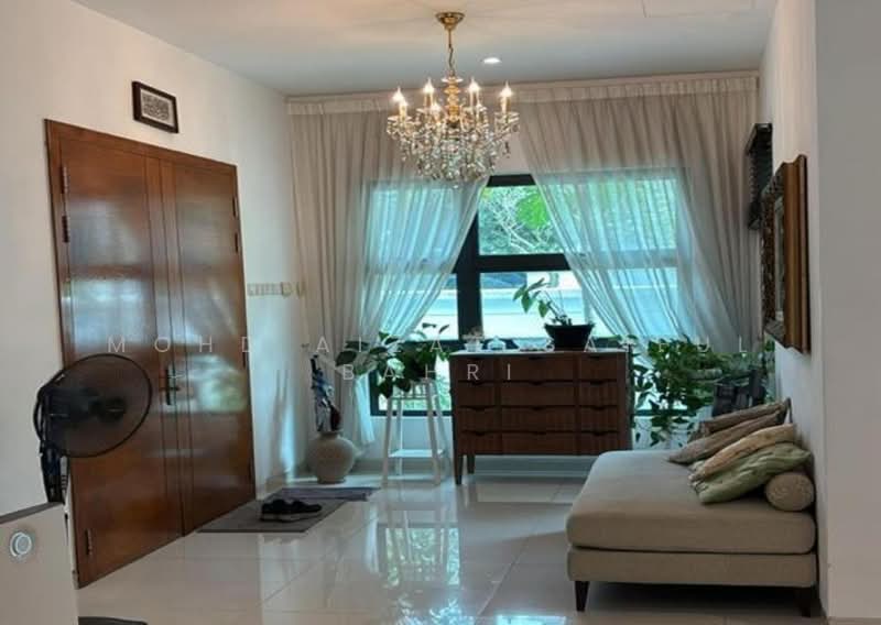 Rumah Banglo untuk Dijual di Cyberjaya (Selangor) - Mohd Aizat Saiful Bahri - Living Room - PropertyGuru.com.my