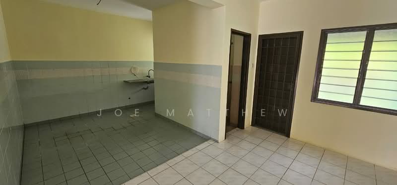 Rumah Teres 2 Tingkat untuk Dijual di Nilai (Negeri Sembilan) - Joe Matthew - Kitchen - PropertyGuru.com.my