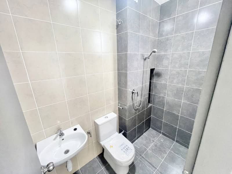 Rumah Teres 2 Tingkat untuk Disewa di Iskandar Puteri (Nusajaya) (Johor) - Finn Aw - Bathroom - PropertyGuru.com.my